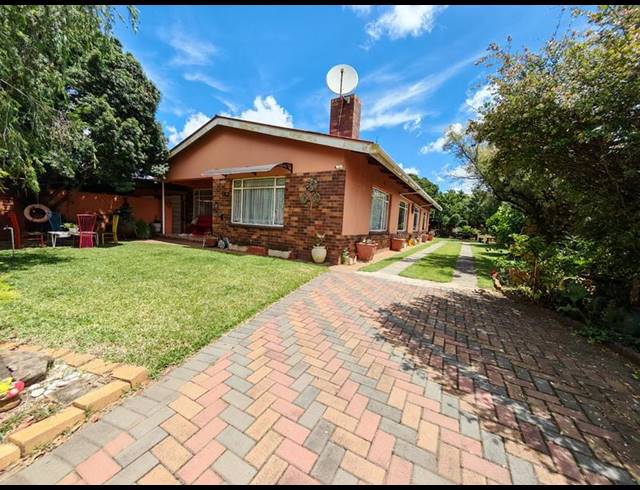 3 BEDROOM HOUSE FOR SALE IN VANDERBIJLPARK SE 1